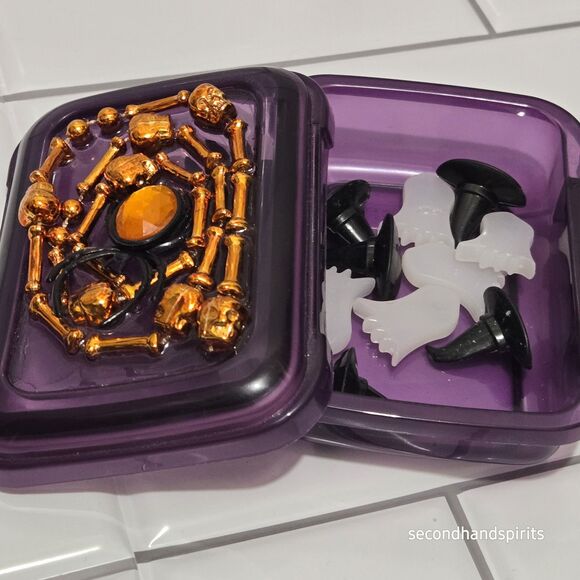 3-D Halloween Decorated Dice box Polyhedral RPG Dungeons Dragons Travel Box - Picture 4 of 4